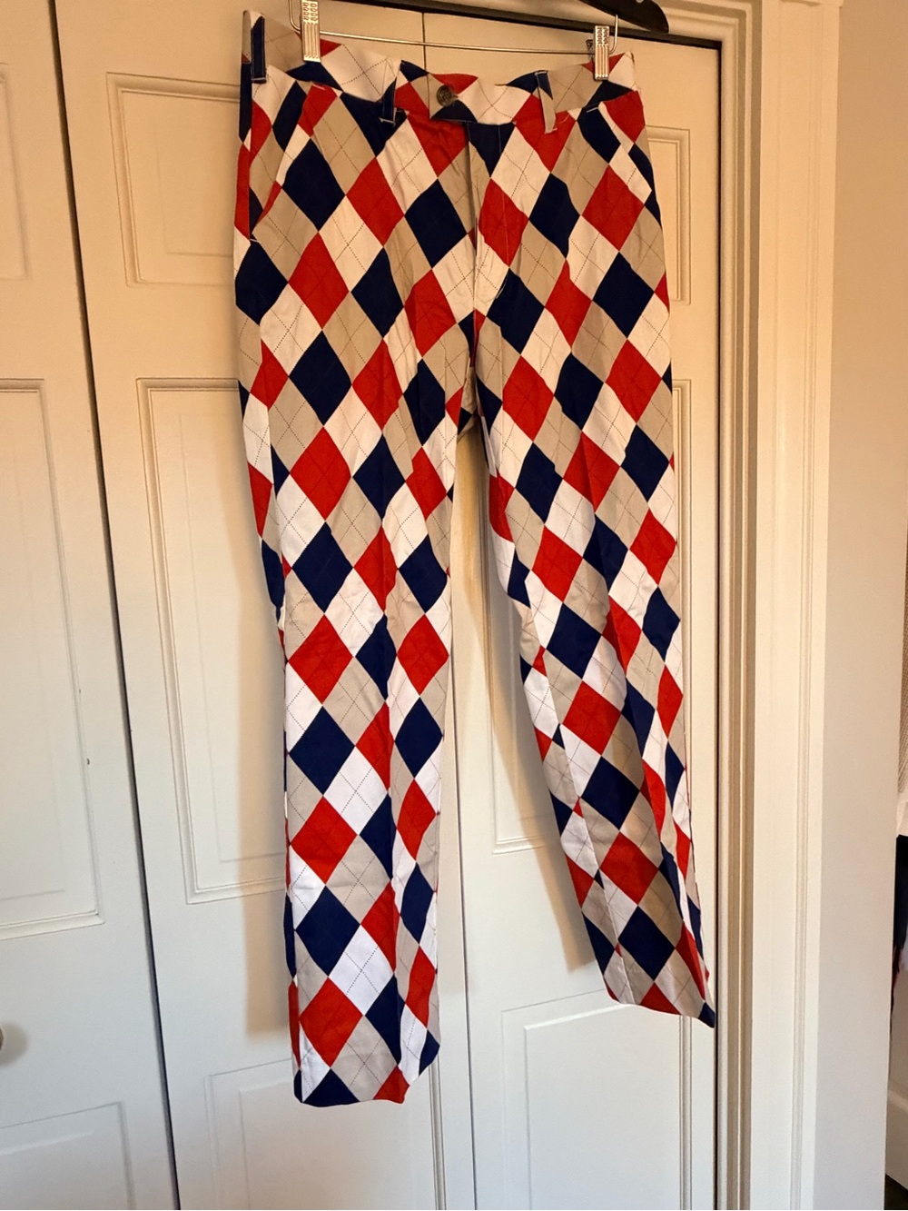 NWOT Loudmouth Golf Red, Blue, Tan & White Argyle Chinos 34 x 32